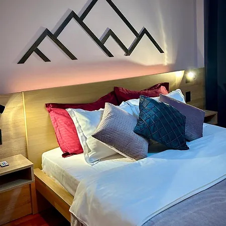Blue Mountain Residence Braşov Habitación foto
